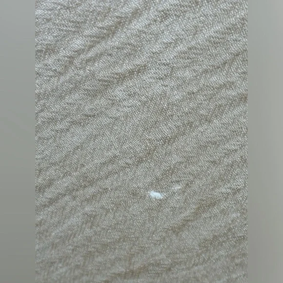 100% Cashmere Bloomingdale’s Textured Pale Pink Shawl, Wrap